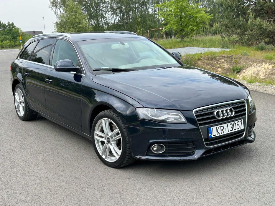 Audi A4 B8 Avant 2.0TDI**