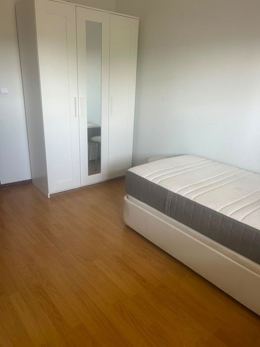 Aluguel de quarto só para mulheres
