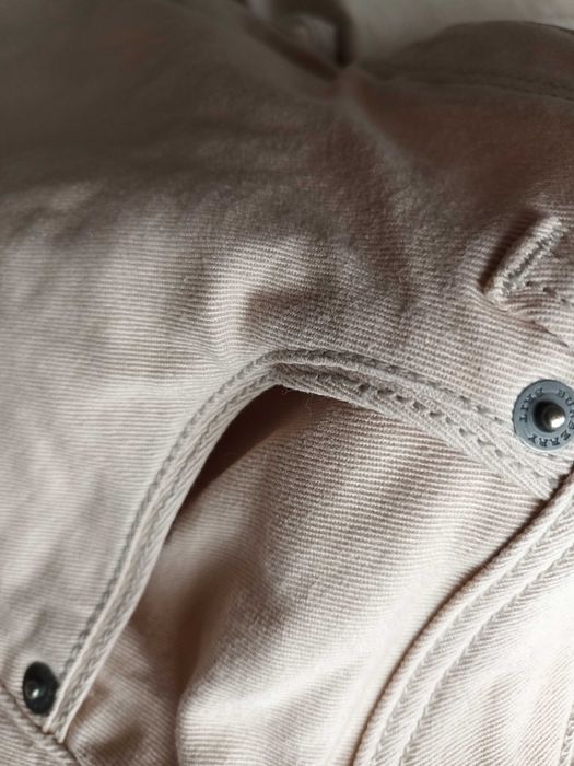 Spodnie jeansy beżowe Burberry
