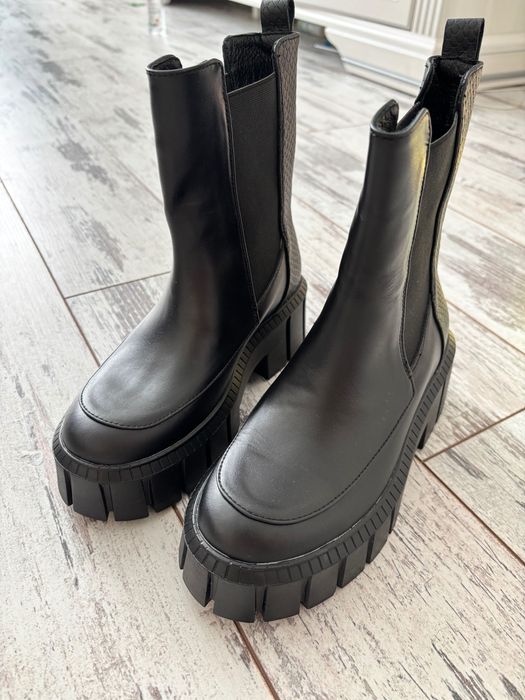Черевики шкіряні, чорні Челсі 35 розмір