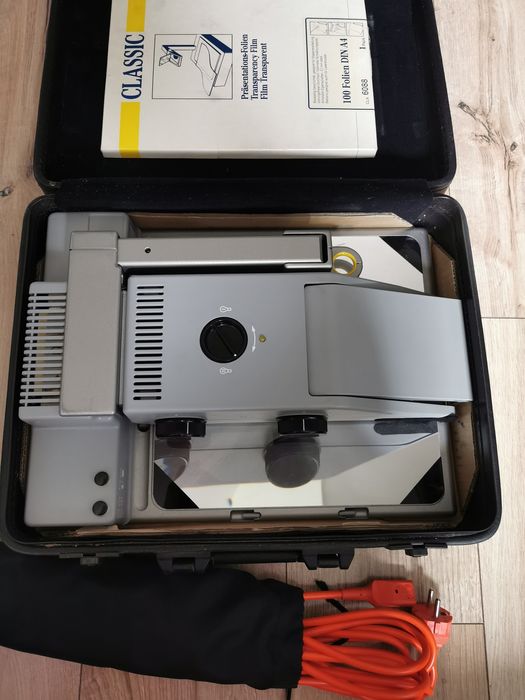 Liesegang Trainer T Przenośny Projektor, rzutnik napowietrzny/ świetln