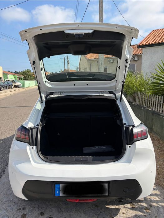 Peugeot 208 Puretech 1.2 Active Pack — photo 5