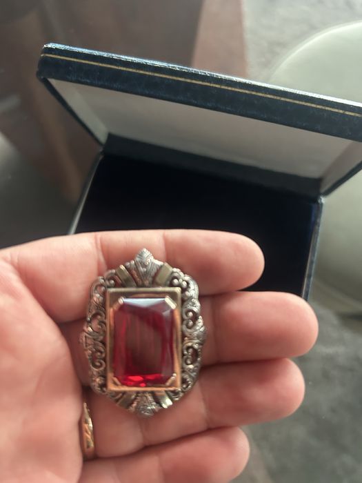 Alfinete ouro prata diamantes e rubi