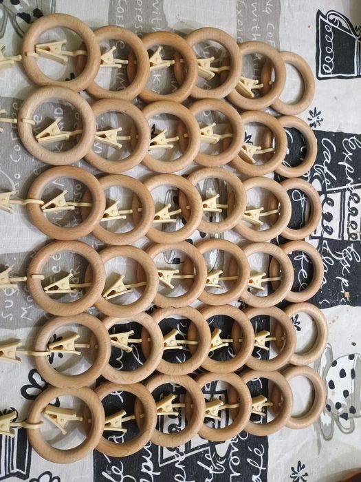 Kółka z żabkami do karnisza