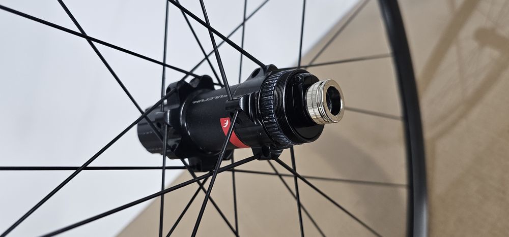 Koła Fulcrum Racing DB . Szosa, Gravel.