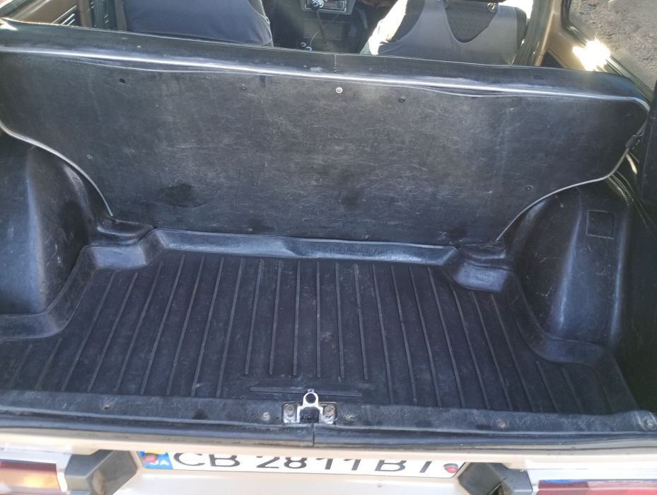 Автомобіль ВАЗ 2121 Нива Позашляховик