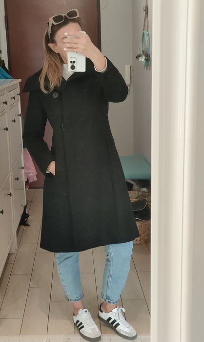 Elegancki wełniany płaszcz Zara