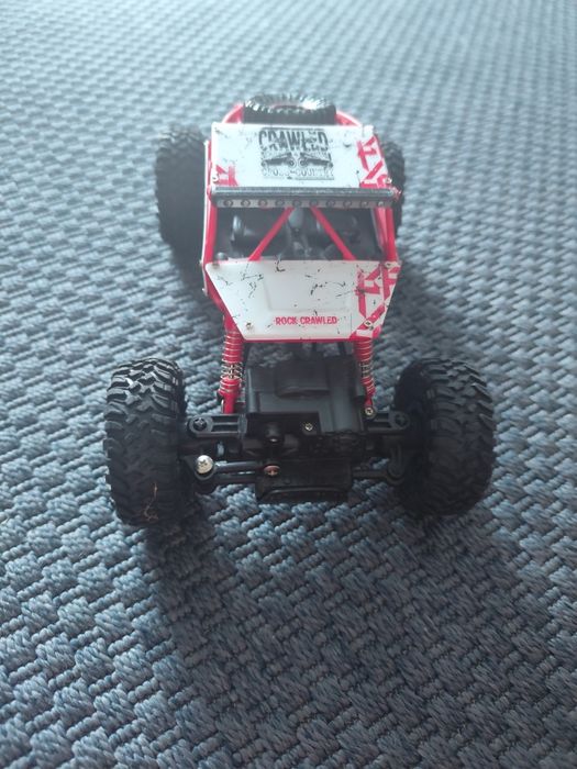 Sprzedam czerwone autko na pilot