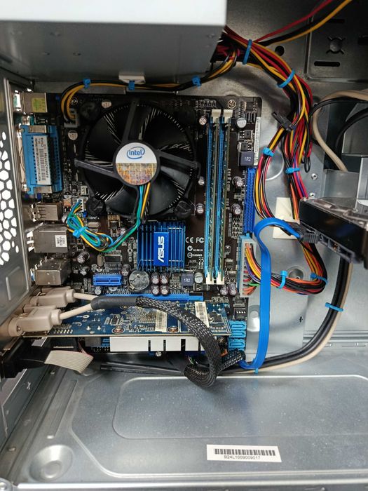 Computador ASUS V V7-P5G41E Recondicionado