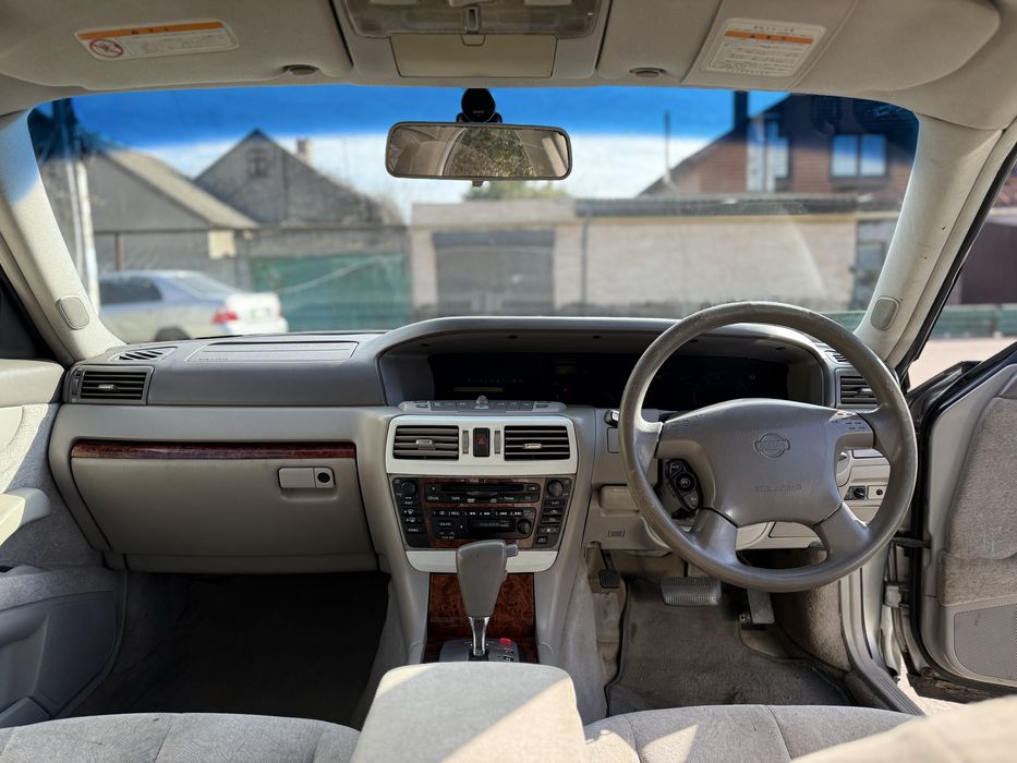 Nissan Cedric Y34