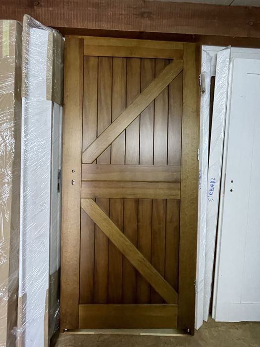 Drzwi sosnowe wewnętrzne