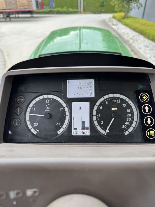 John Deere 6195M
