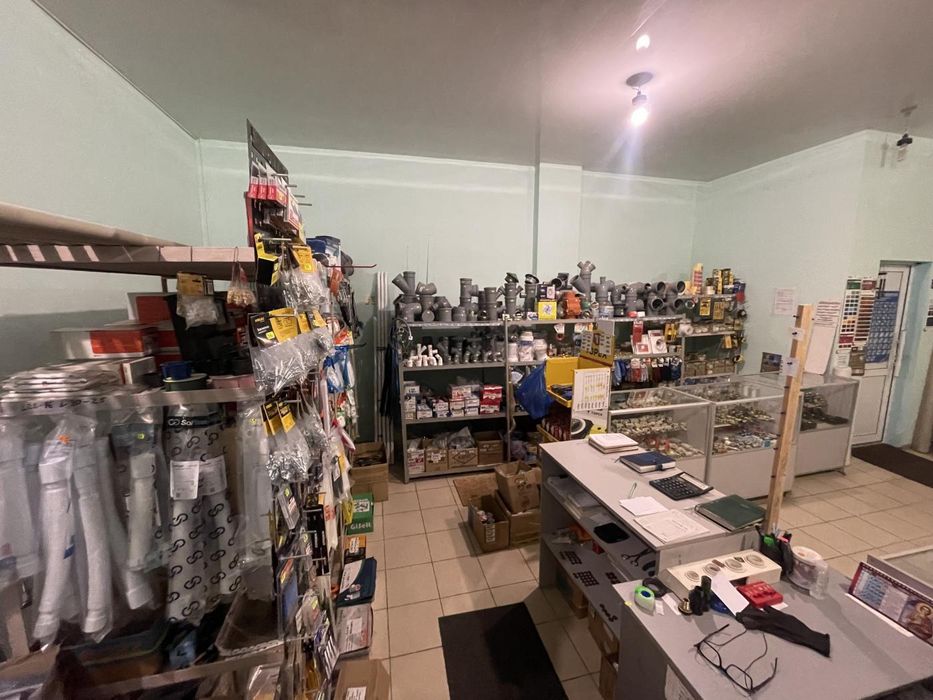 Багатофункціональний комплекс 1094 м² у Шевченківському районі
