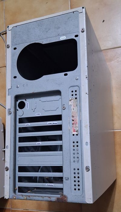 486 PC Case443743910987704323