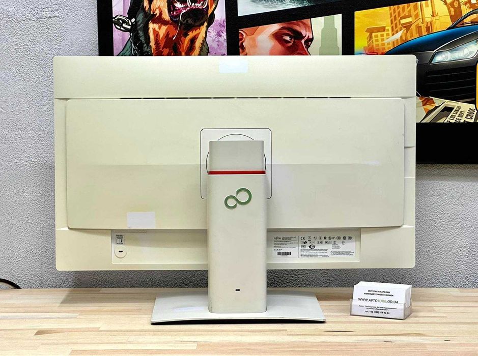 • Монітор FUJITSU P27T-7 / 27 Дюймів / 2К (2560x1440) / AH-IPS •