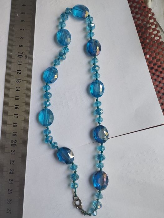 Намисто та біжутерія