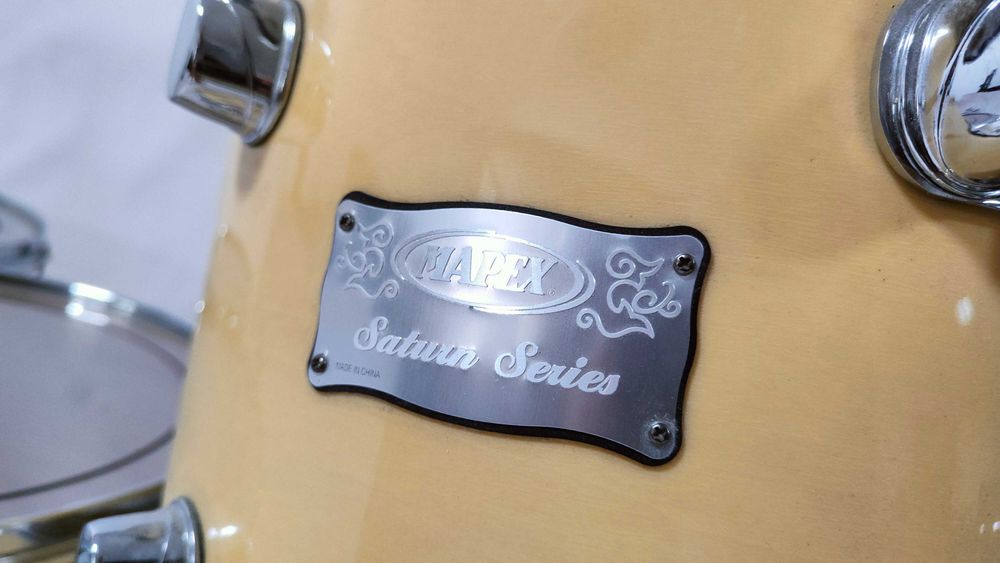 Mapex Saturn III Maple/Walnut - 10,12,14,16,22