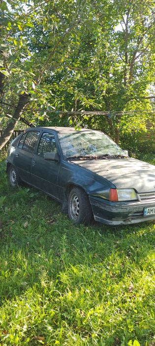 Opel Kadett 1.3 бензин