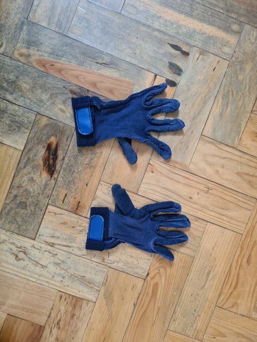 Equestrian Gloves in Good Condition (but Not Very Photogenic)64752193430402120