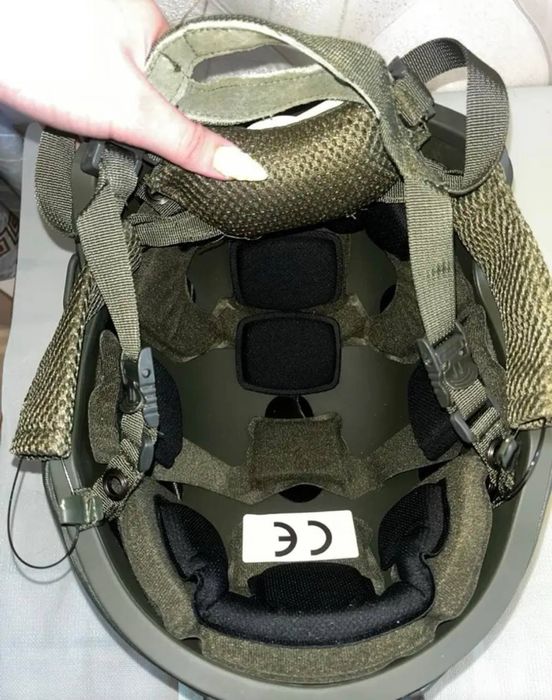 Шолом тактична каска Fast олива з підвісом Wendy