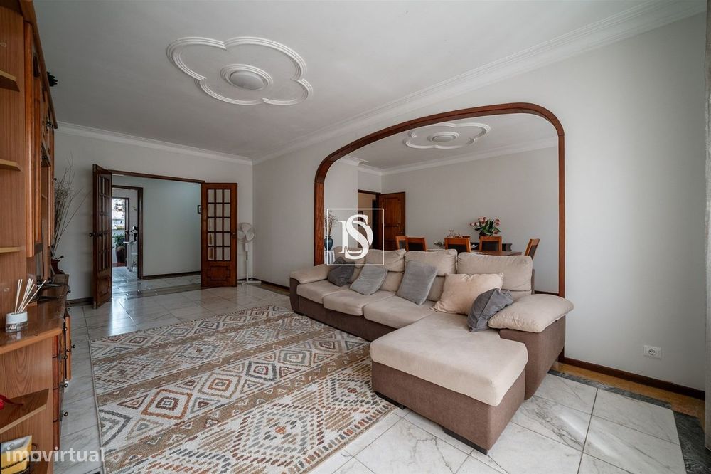 Apartamento T3 com 139 m² no centro de Barcelos, na Urbanização São Jo