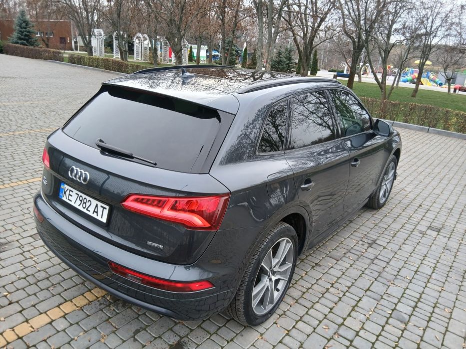 Продам ауди ку5 2019 рв максимальній комплектації