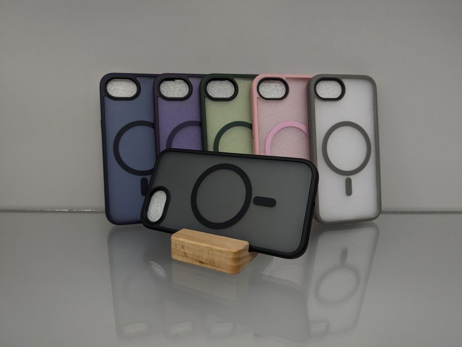 iPhone 16e Чохол BQ Matte Insane Case with MagSafe