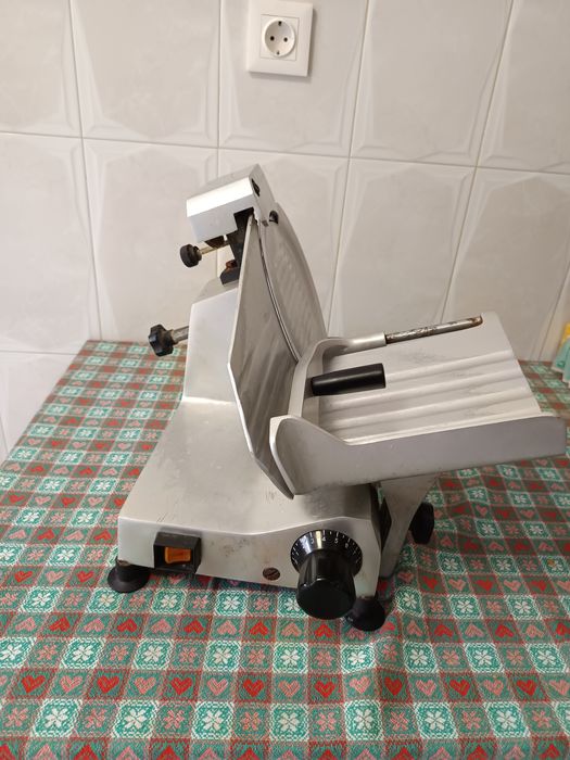 Fiambreira para vender