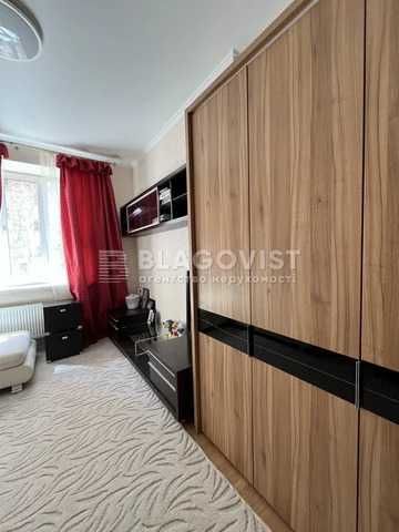 Продаж 3-к. з ремонтом 110м2, метро Печерська, вул. Коновальця_32_ЖК Митець