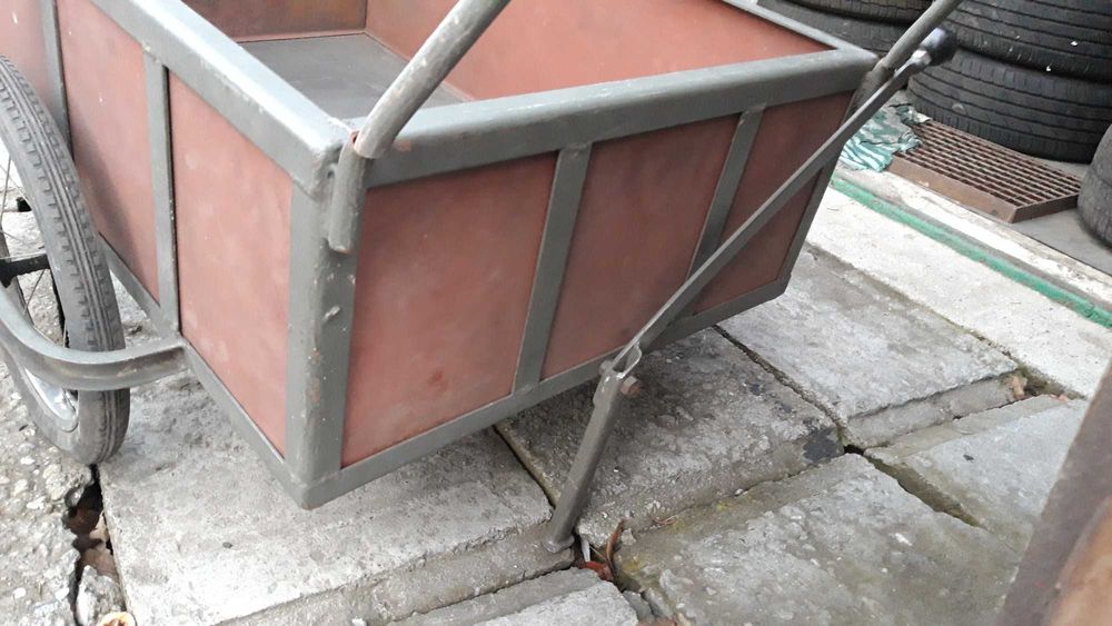 Wózek transportowy jednoosiowy