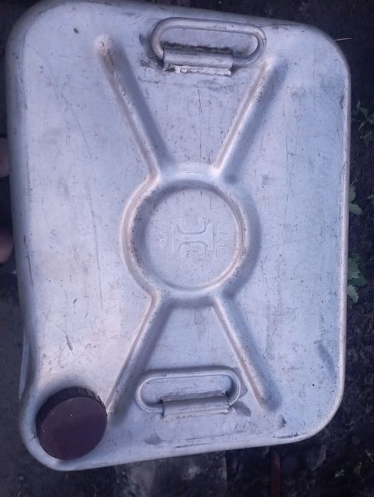 Продам бак алюминиевый