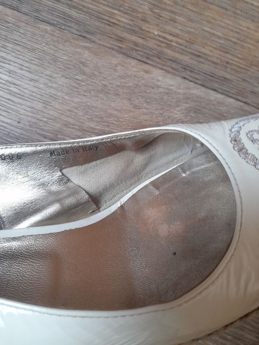 Женские кожаные босоножки