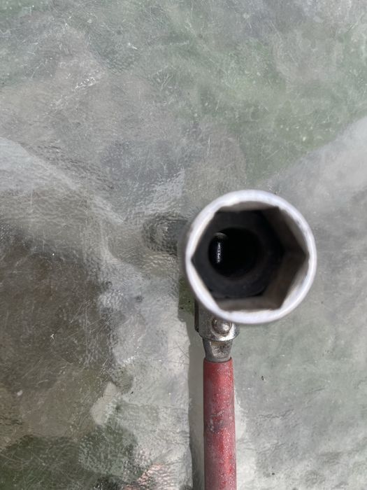 Ключ свічний 21 мм