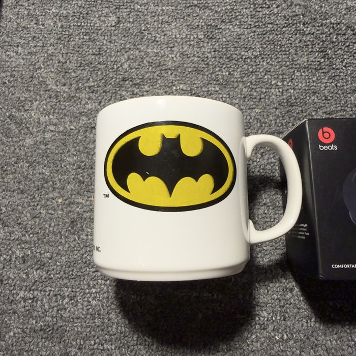 Фигурка. Коллекционный игровой мерч Batman винтажный фанатский предмет