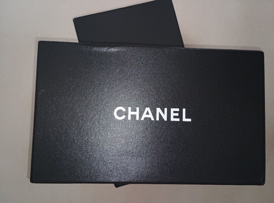 Pudełko Chanel .