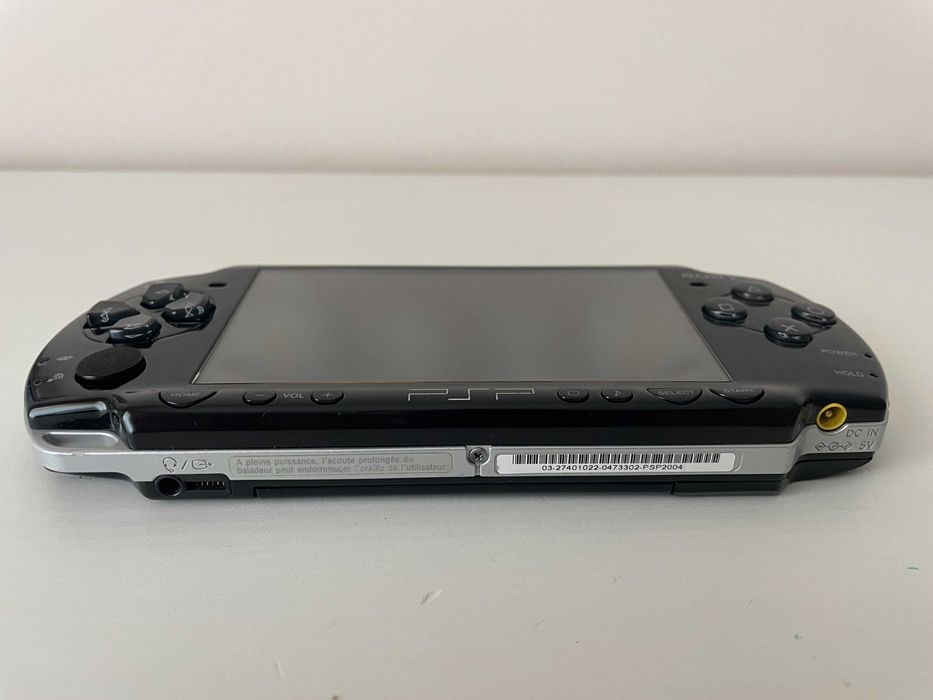 Sony PSP-2004 Piano Black - Ecrã Novo Instalado / Revisitada e Testada!