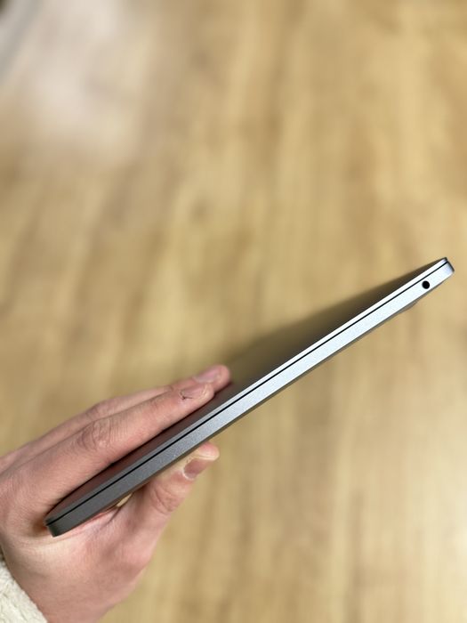 MacBook Pro 13” 2020 Space Gray — M1/8GB/256GB — Рідна Батарея: 100%