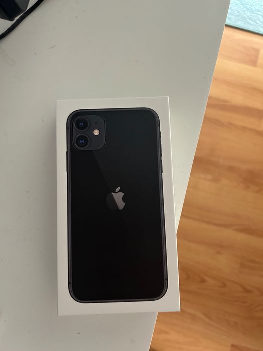 iPhone 11 Like New64730304528258121