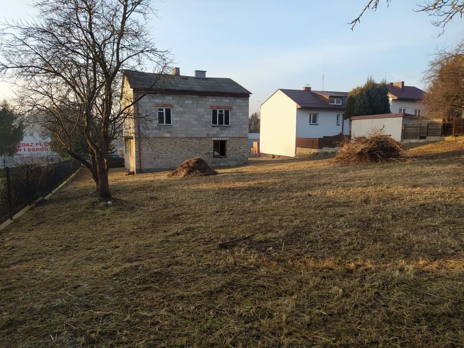 Dom na sprzedaż – Stopnica Działka 1300 m² Świetna lokalizacja - Więcej