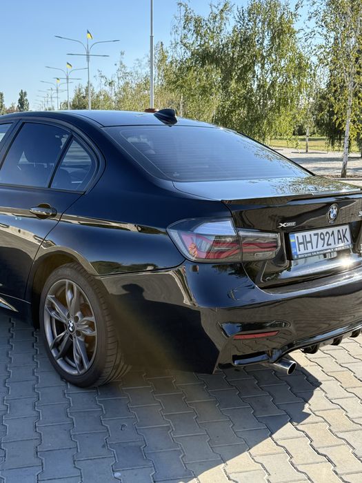 Продам BMW 3 Series 2012