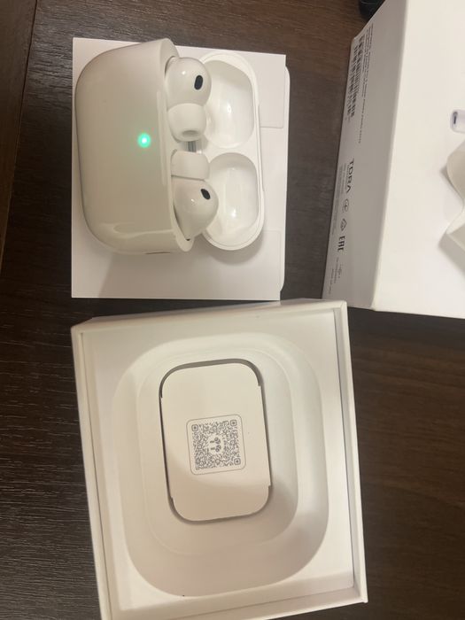Продам наушни airpods 3 pro