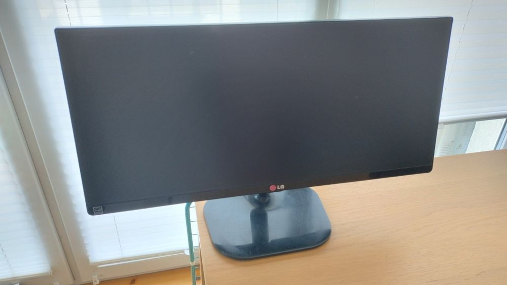 Monitor LG 25" Ultrawide 2560x1080