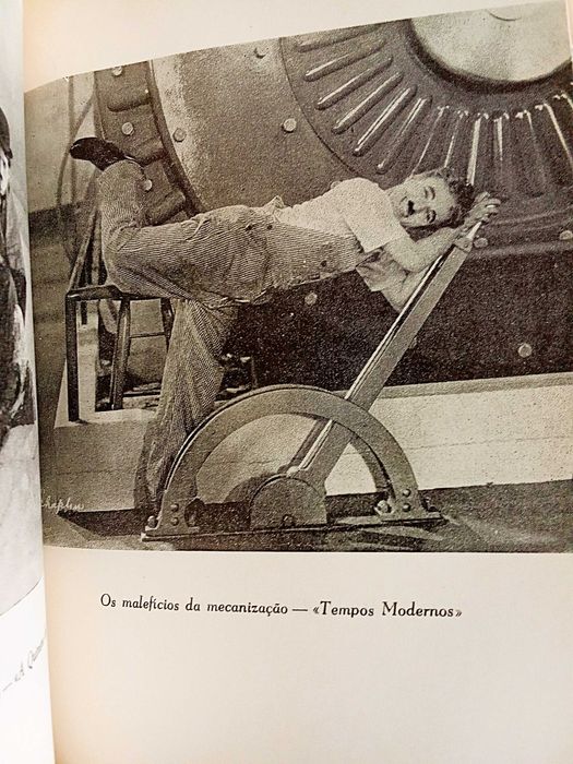 Charles Chaplin, O Seu Destino e a Sua Obra, de Pierre Leprohon  PORTES GRÁTIS*