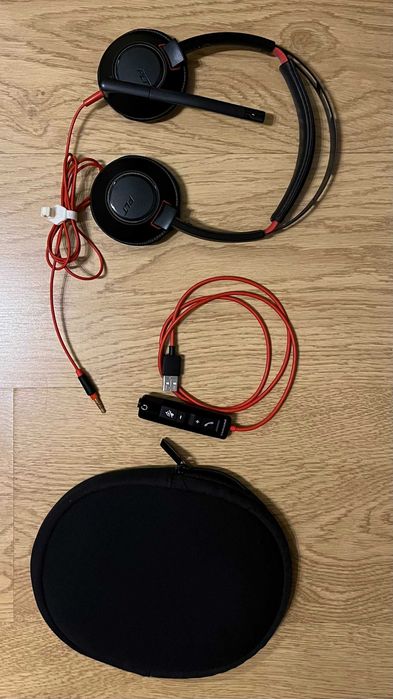 Auscultadores Poly Plantronics Blackwire C5520 USB