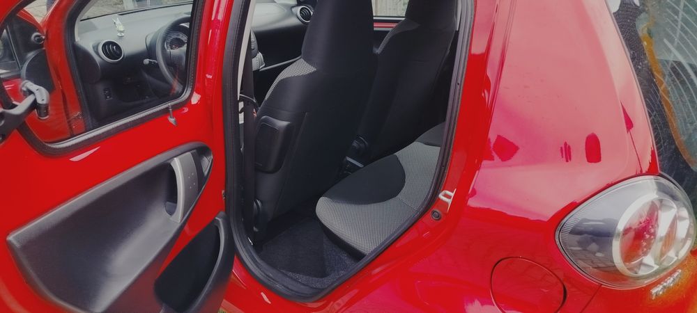 Toyota Aigo 2012 rok.