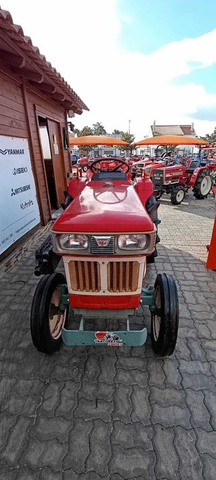 Campanha : Trator Yanmar 2000B + 4 alfaias POUPE 1250€
