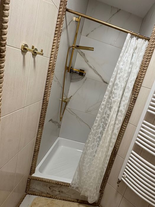 Mam do wynajecia duzy pokoj z lazienka w Dolnym Sopocie