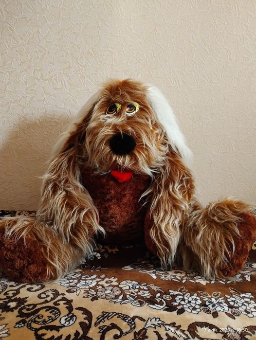 Велика м'яка іграшка.