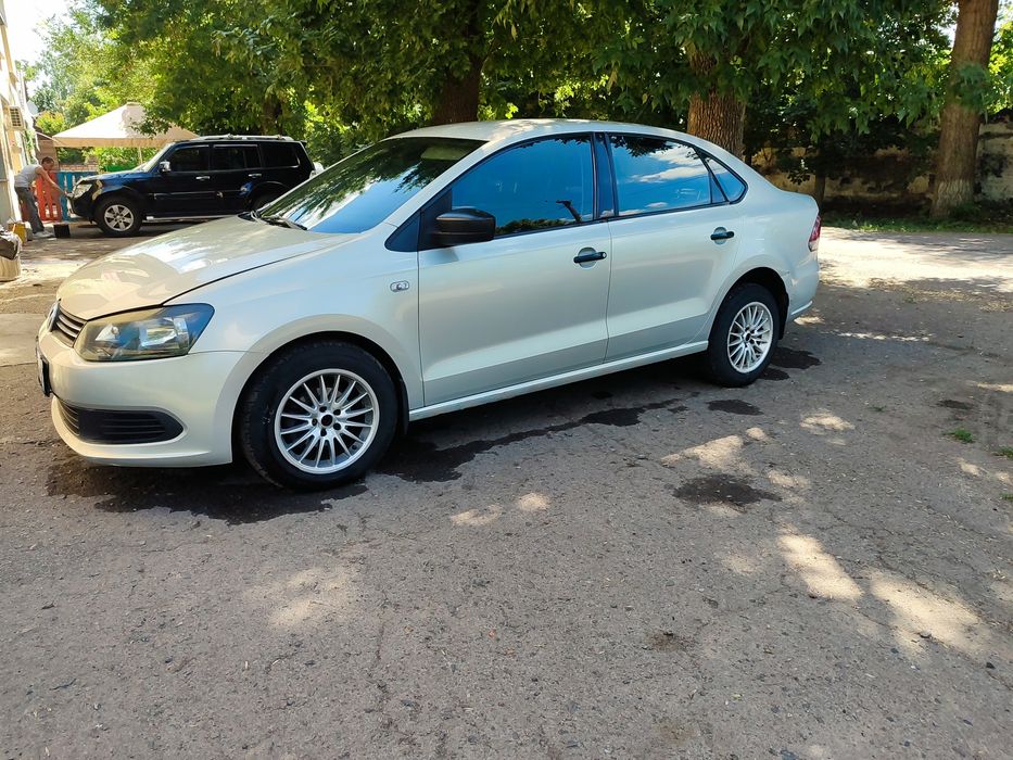 Polo sedan 2012 gas/benz ,без торгу , ціна до кінця міс