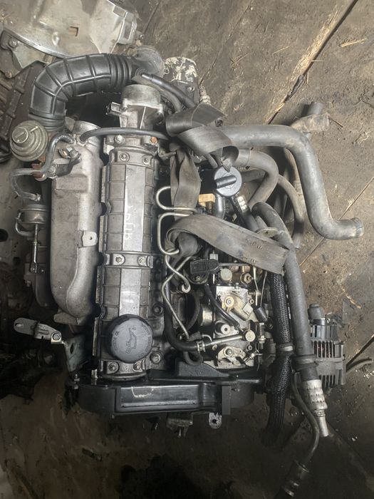 Мотор ДВС рено кенго,вольво,мітсубісі 1.9 тдF8T